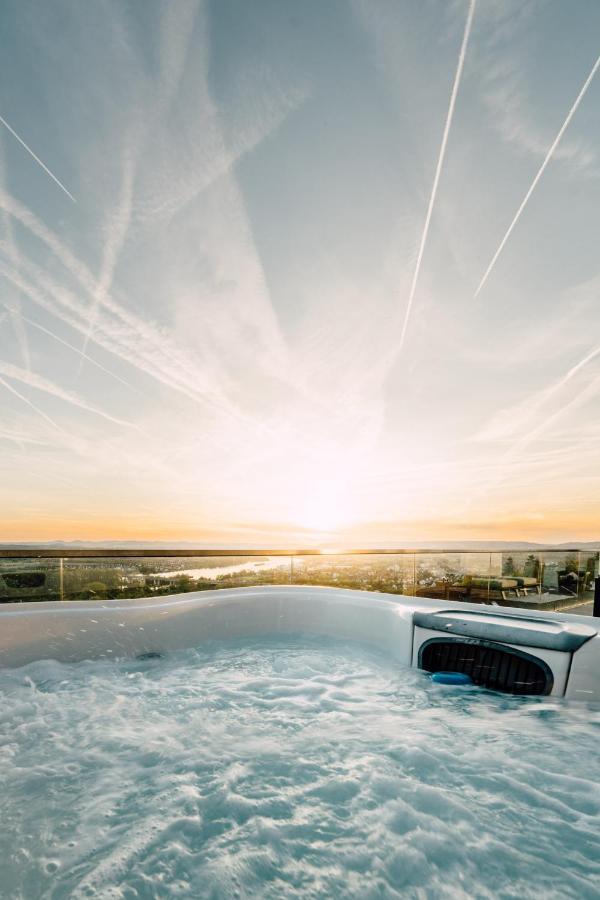 Traumblick Trifft Luxus! Apartment Weitersburg Bagian luar foto